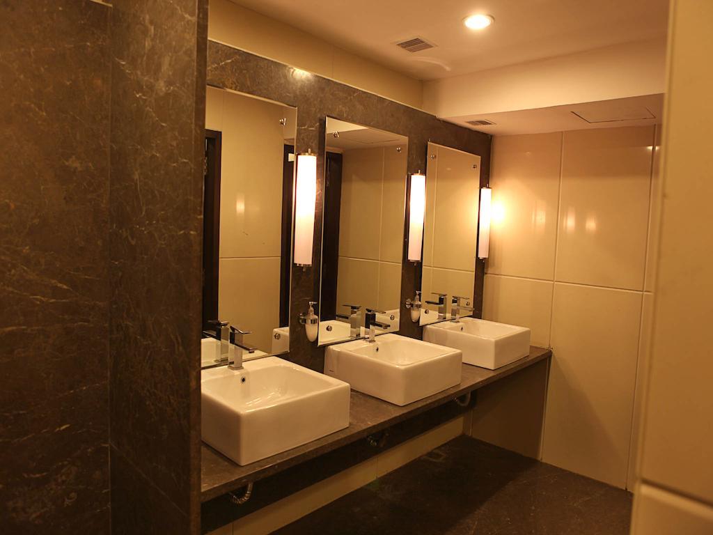 Vijayawāda The Kay Hotel מראה חיצוני תמונה